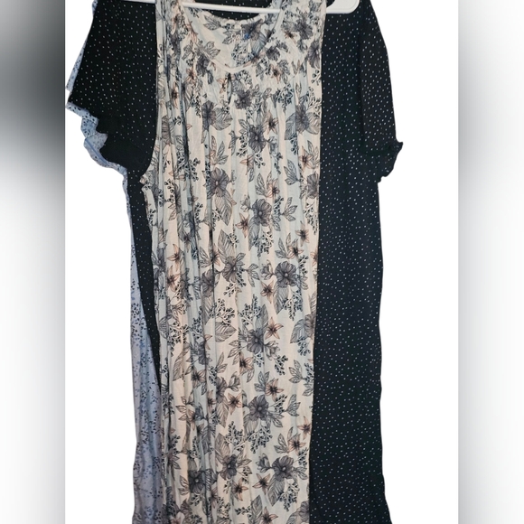 4 piece bundle set of 4xl nightgowns - Picture 1 of 4